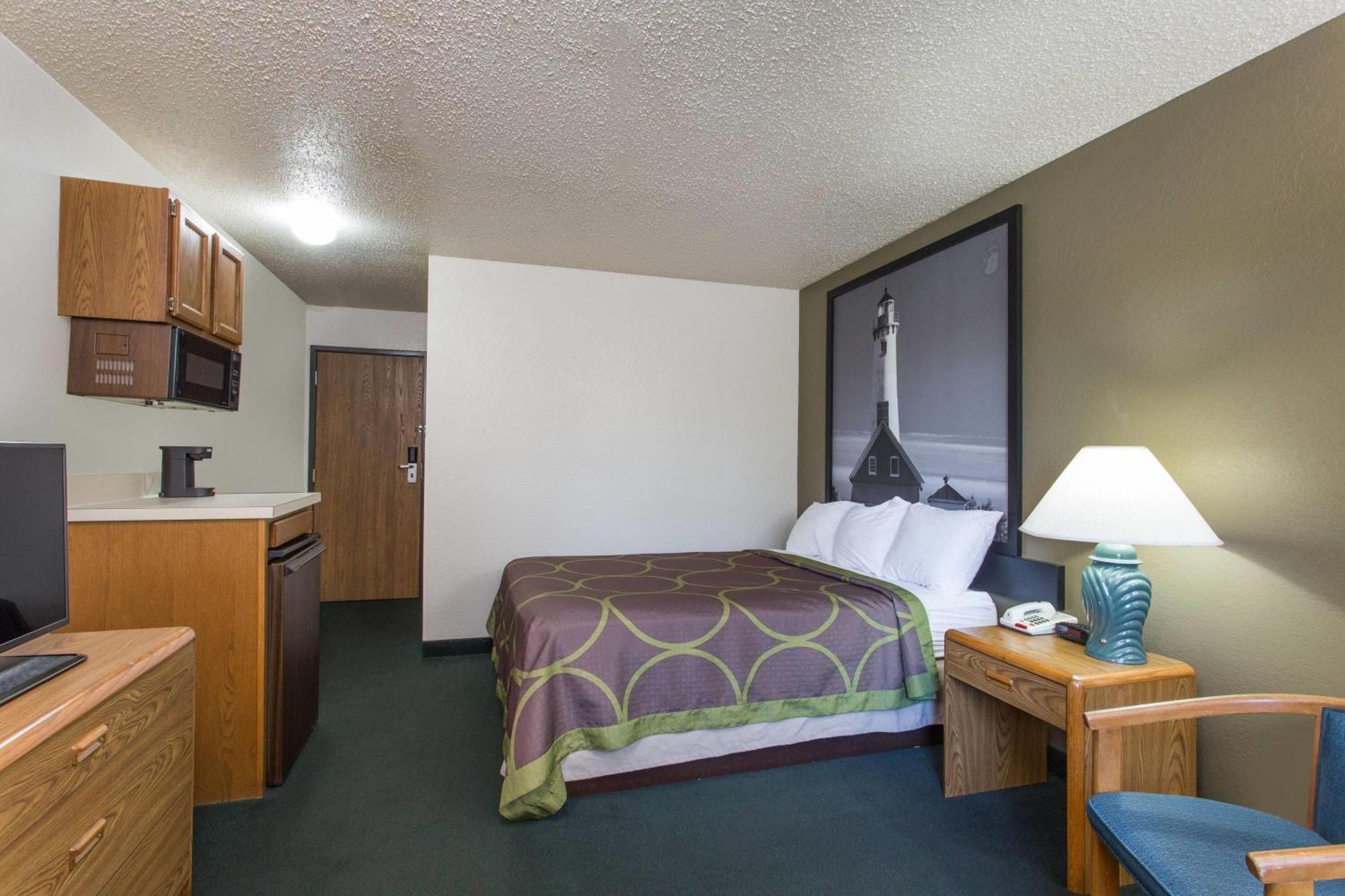 Super 8 By Wyndham 2*